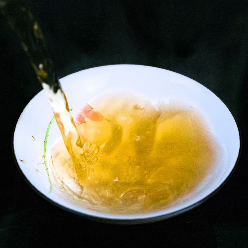 2021年南峤茶厂 南峤曼松 生茶 357克